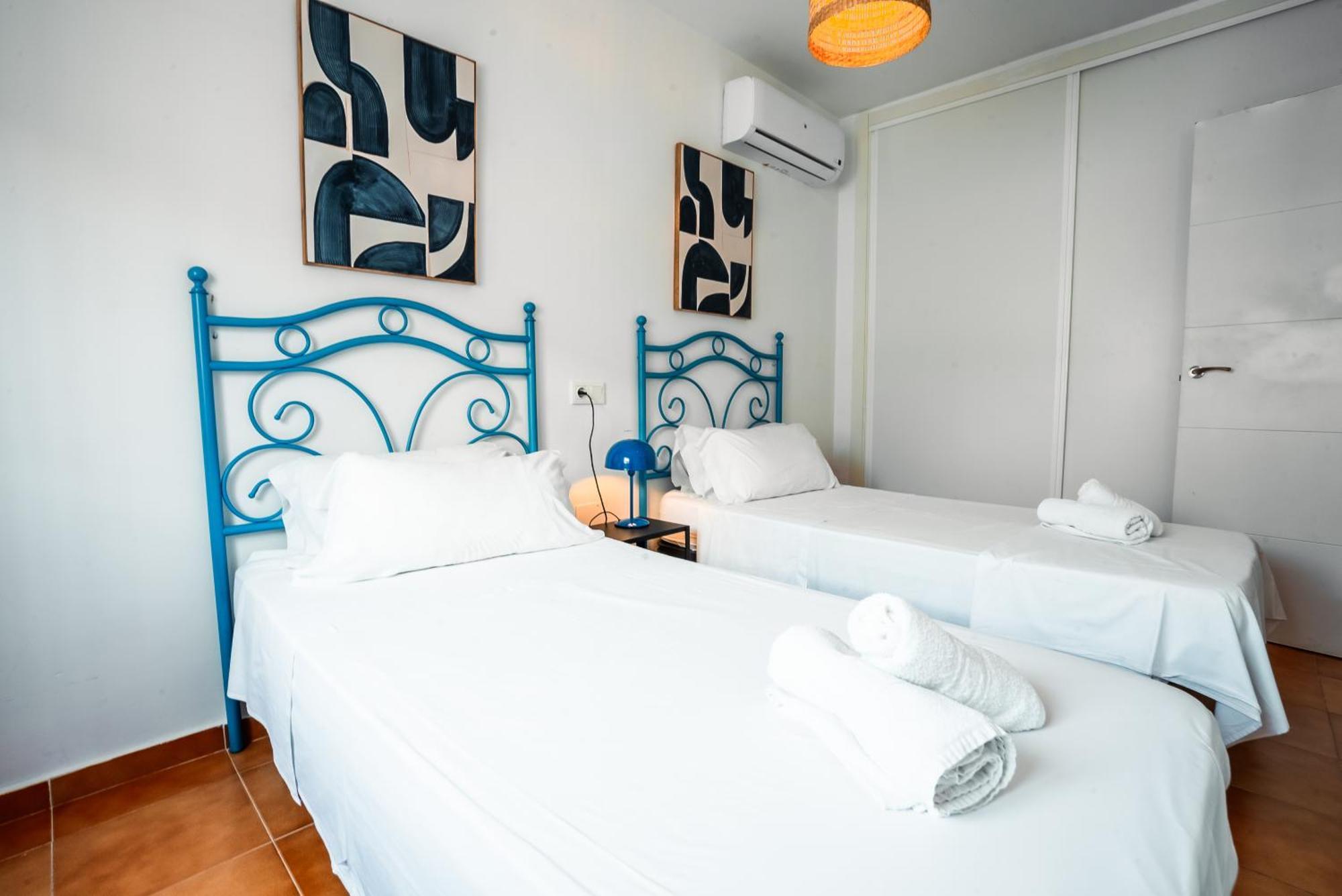 Escuela Village Marbella Eksteriør billede