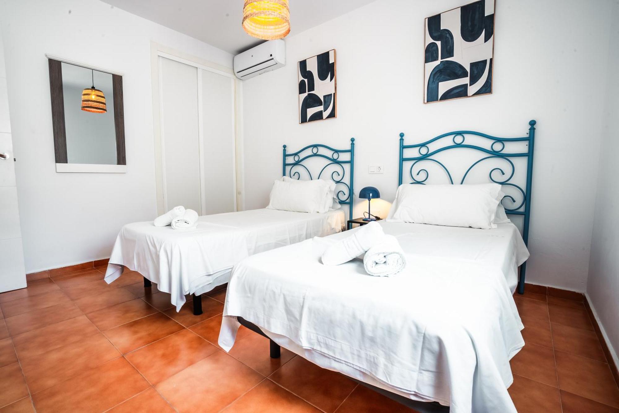 Escuela Village Marbella Eksteriør billede